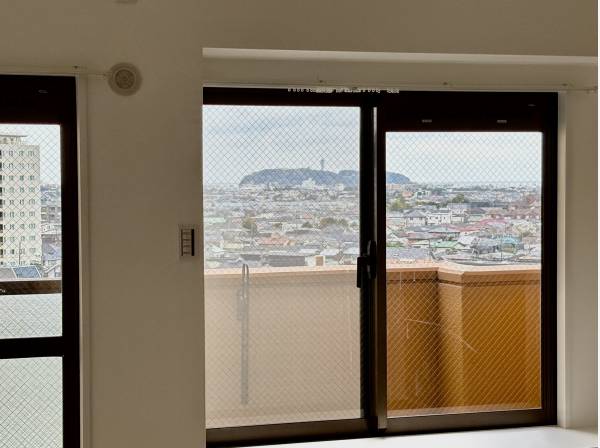 リビングからも江の島が見えます！