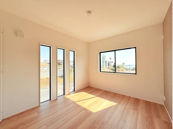 東南向きの主寝室7.7帖