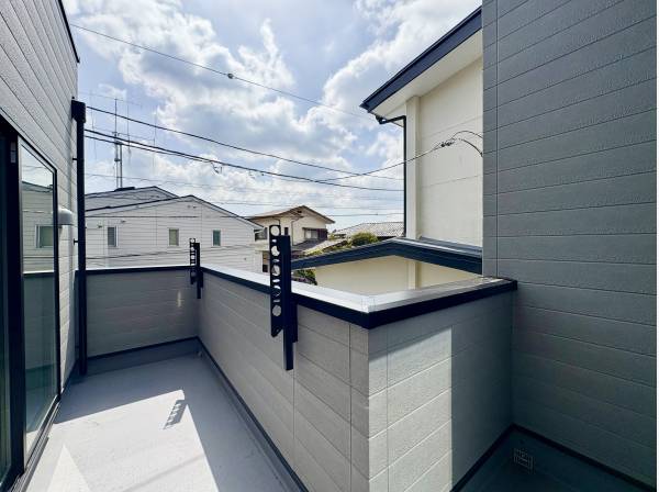 陽当たり良好なバルコニー！