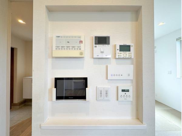 蓄電可能な太陽光パネルなどサスティナブルな設備が充実