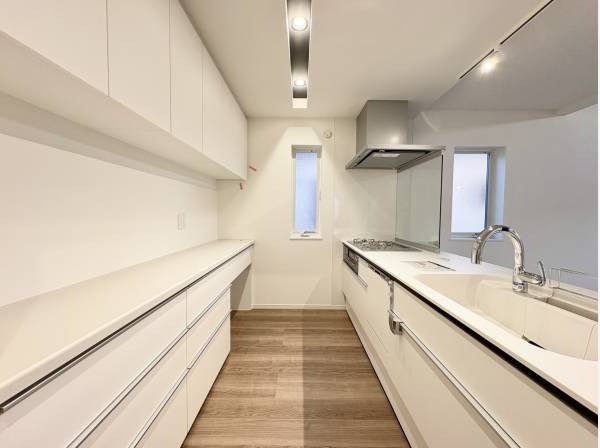 カップボード付きキッチンスペース