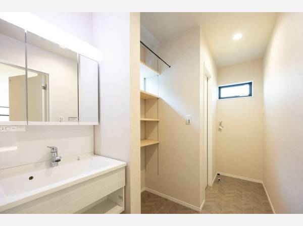 清潔感のあるサニタリースペース