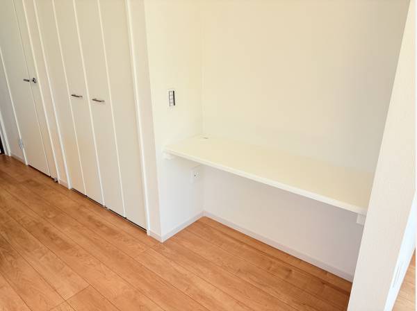 ファミリースペースとしてカウンターも完備