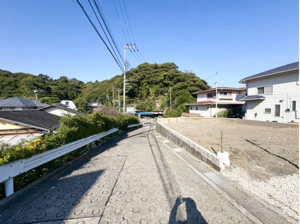 心地よい鎌倉の緑を望むロケーションです！