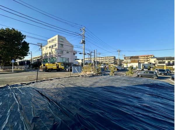 サーファー通りに面して、視認性も優れた立地