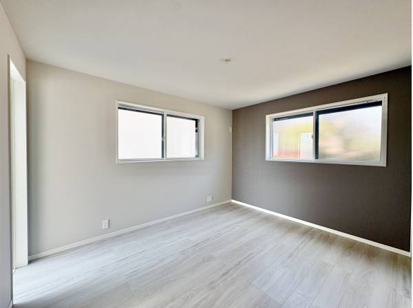 2面採光があることにより、十分な陽光がお部屋の全体に届きます