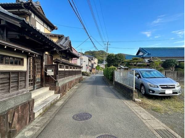 前面道路 幅員約4m