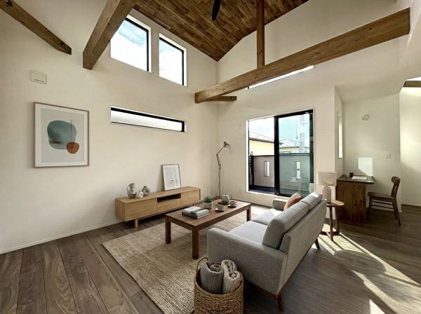 ゆったりお寛ぎいただけるリビング。家具等はCGで作成したイメージです。