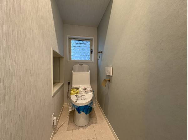 トイレも新規交換済み