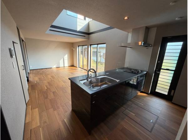 3月下旬の完成予定（写真は同社施工例となります）