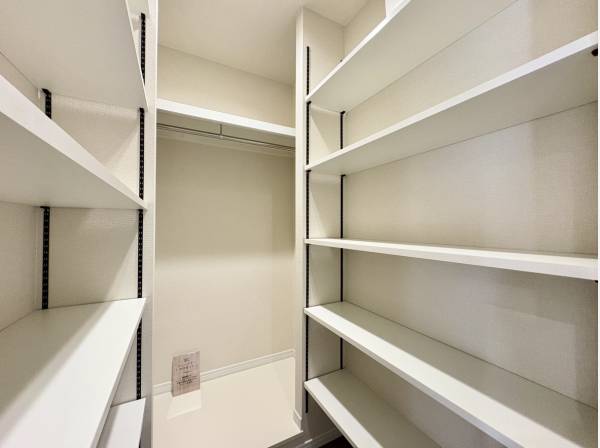 シューズインクローゼット　収納力◎