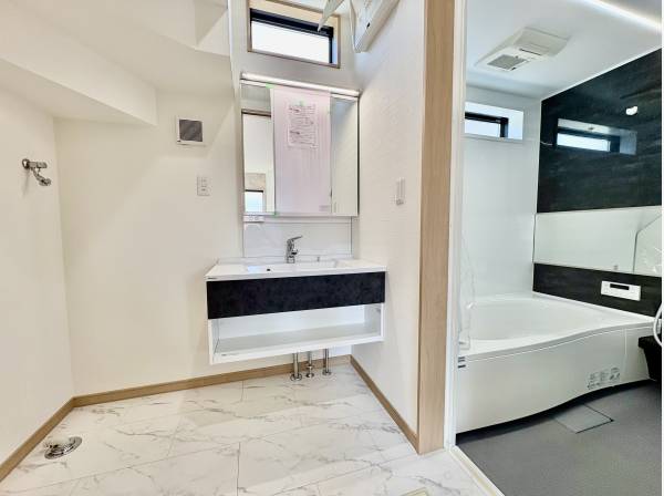 洗面台もいい感じですね！