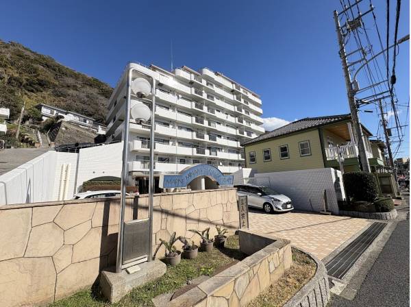 海まで徒歩圏内のマンションです