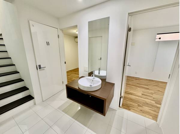 1階にも洗面スペースがあります！