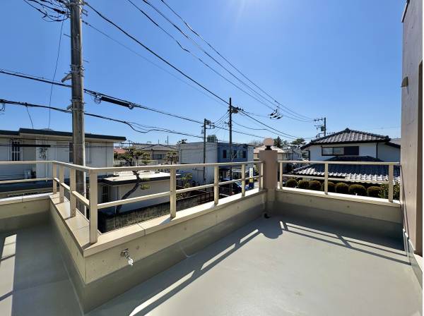 生活スタイルに合わせて様々な用途で活用できるバルコニーです