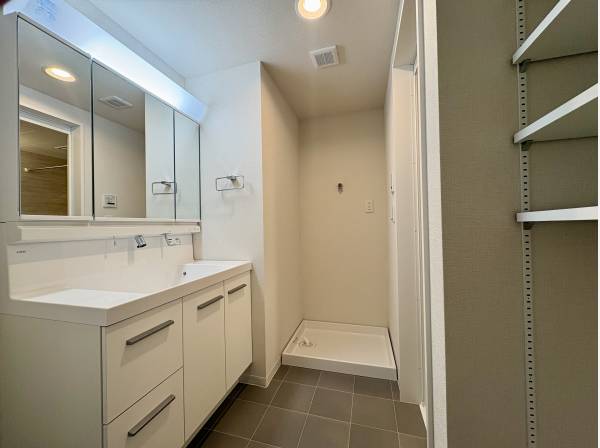 パウダールーム