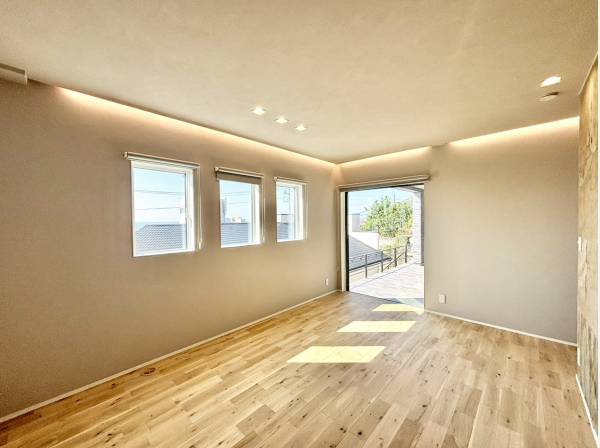 洋室は全部で3室ございます