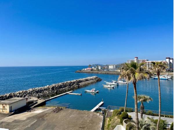 バルコニーからの眺望です。