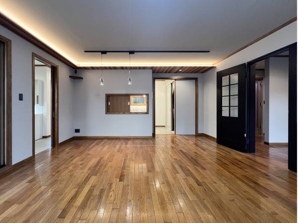 室内は綺麗にリフォーム済みです