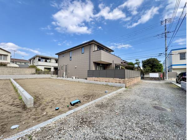 建築条件付き売地