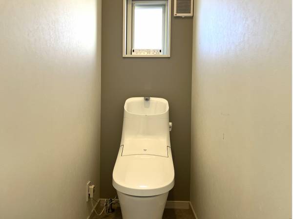 ゆったりサイズのトイレ