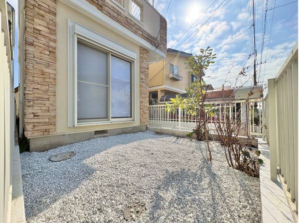 広々としたお庭もございます