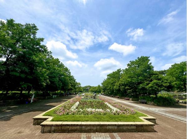 長久保公園まで徒歩1分（約80m）