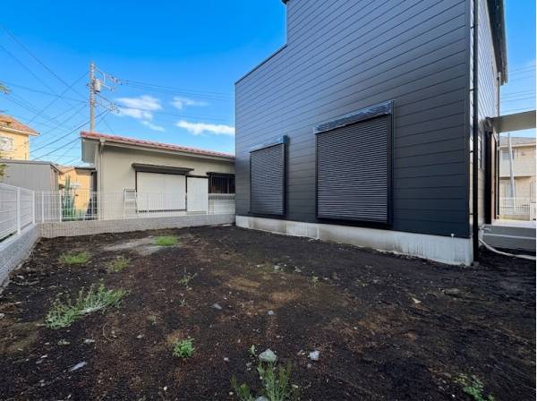 大きなお庭！愛犬の遊び場や、家族でゆったりと過ごすスペースに