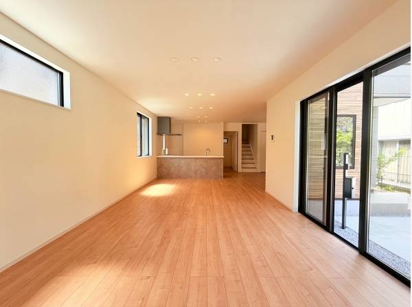 約24.1帖もの広さを誇る開放的なLDK