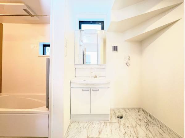 清潔感あるサニタリールーム