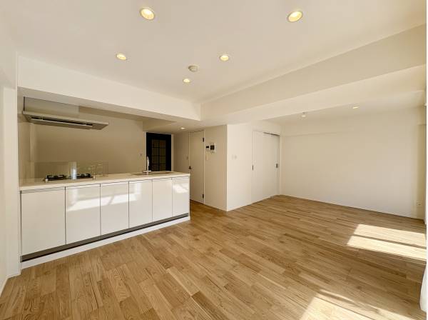 日当たり良好な約17.9帖のLDKスペース！