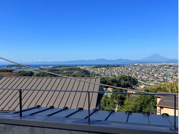 富士山、江の島、海を望みます