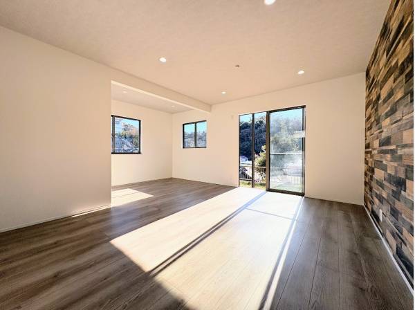 日当りも良く暖かいLDKです