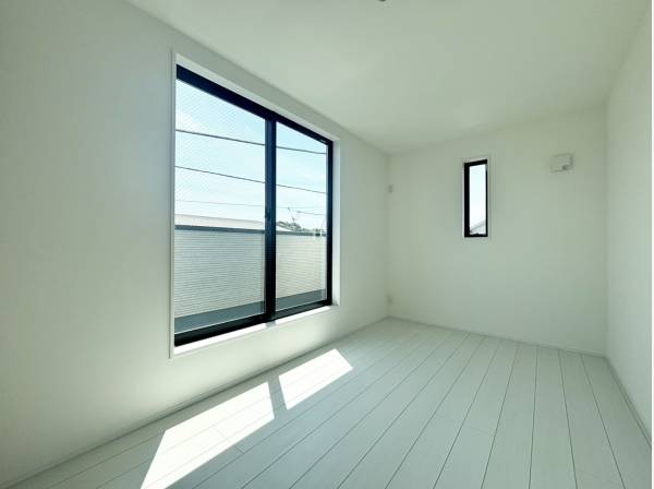 洋室は3部屋ございます。