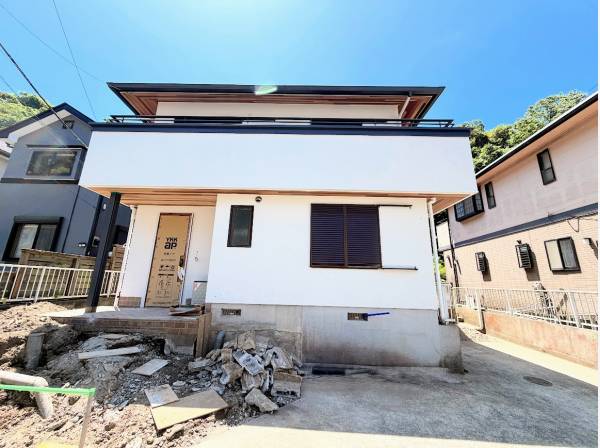 長谷に佇む大型リノベ住宅