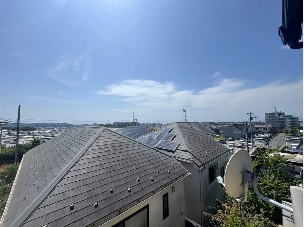 空を近くに感じる開放的な景色が広がります