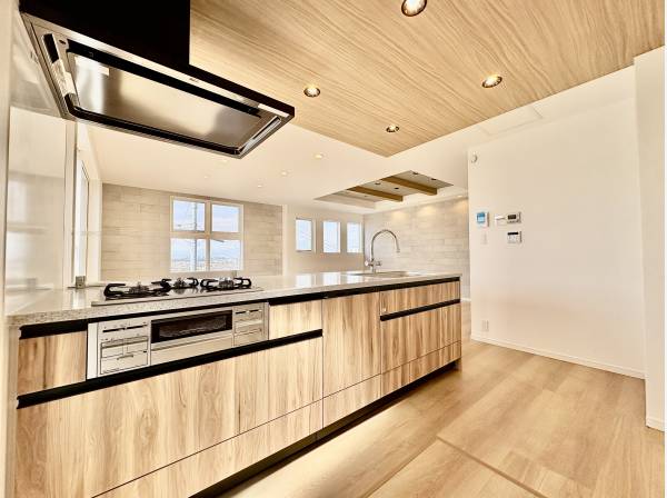 お洒落なキッチンだと料理も毎日したくなりますね！