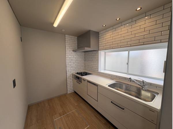 フルリノベーション戸建なのでキッチンも新品です！