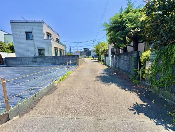 前面道路　約4ｍ