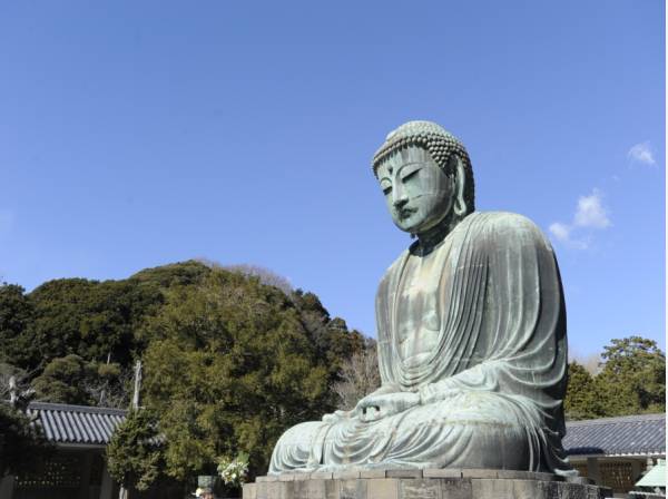 鎌倉大仏殿高徳院まで徒歩１０分（約700ｍ）