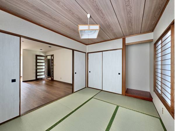 心落ち着く「和室」があります