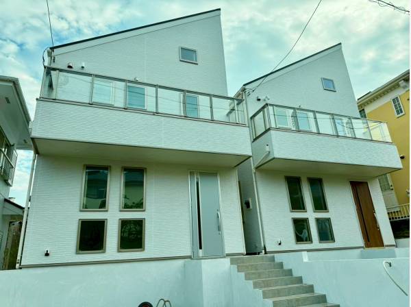 お車は2台分駐車可能です！（車種による）