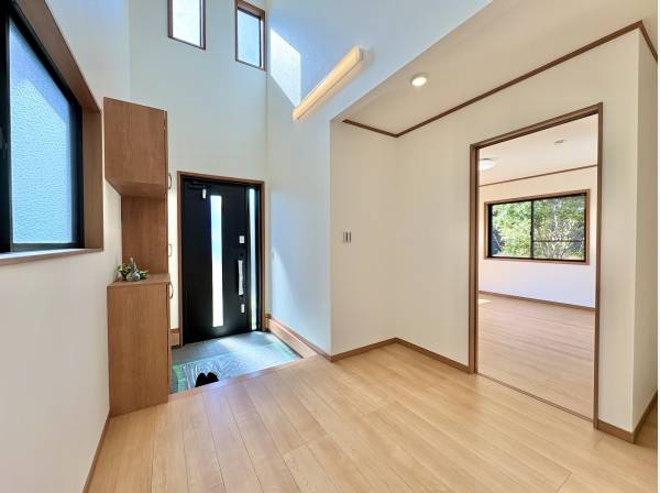 こちらも大空間の玄関です