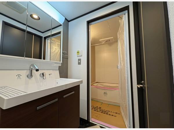 パウダールーム・バスルーム