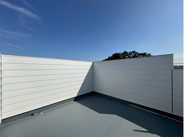 ルーフバルコニー