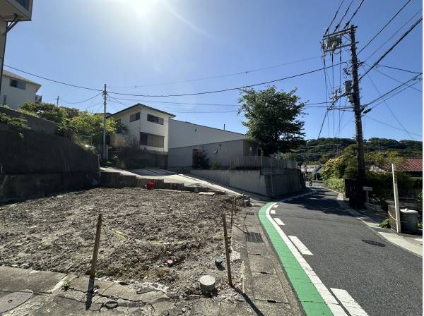 角地で明るく開放的な土地