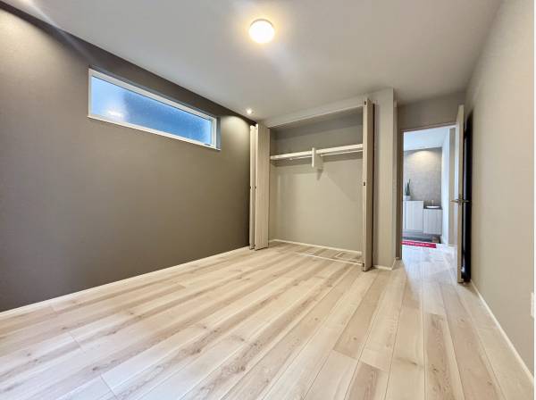 洋室は1階に3部屋ございます
