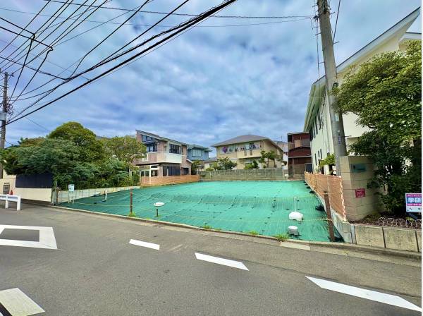 お好きなハウスメーカーで建築可能です。