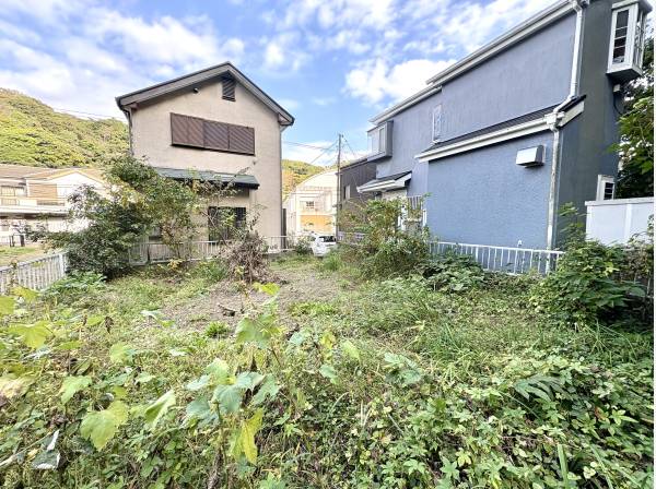 手を加える楽しみがあるナチュラルな土地