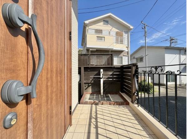 ペットの散歩帰りにも便利な屋外水栓！